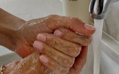 soap nails trend